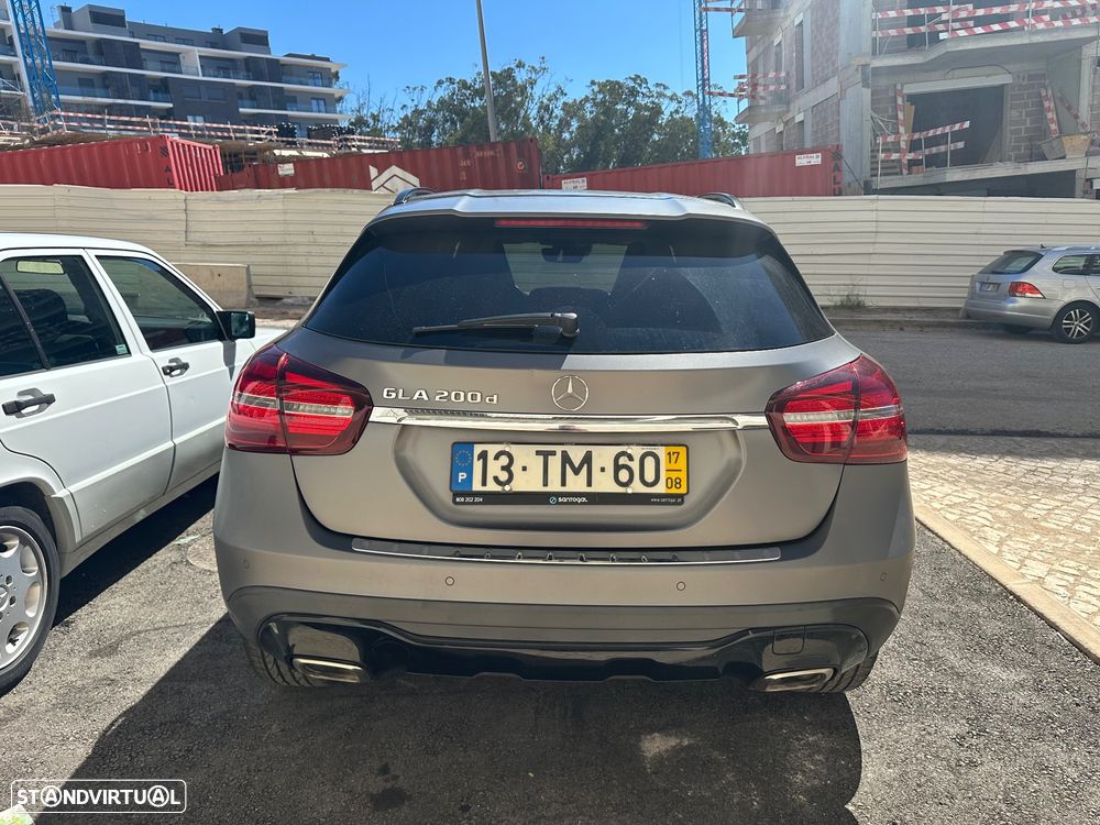 Mercedes-Benz GLA 200 d Urban Aut. — fotografia 5
