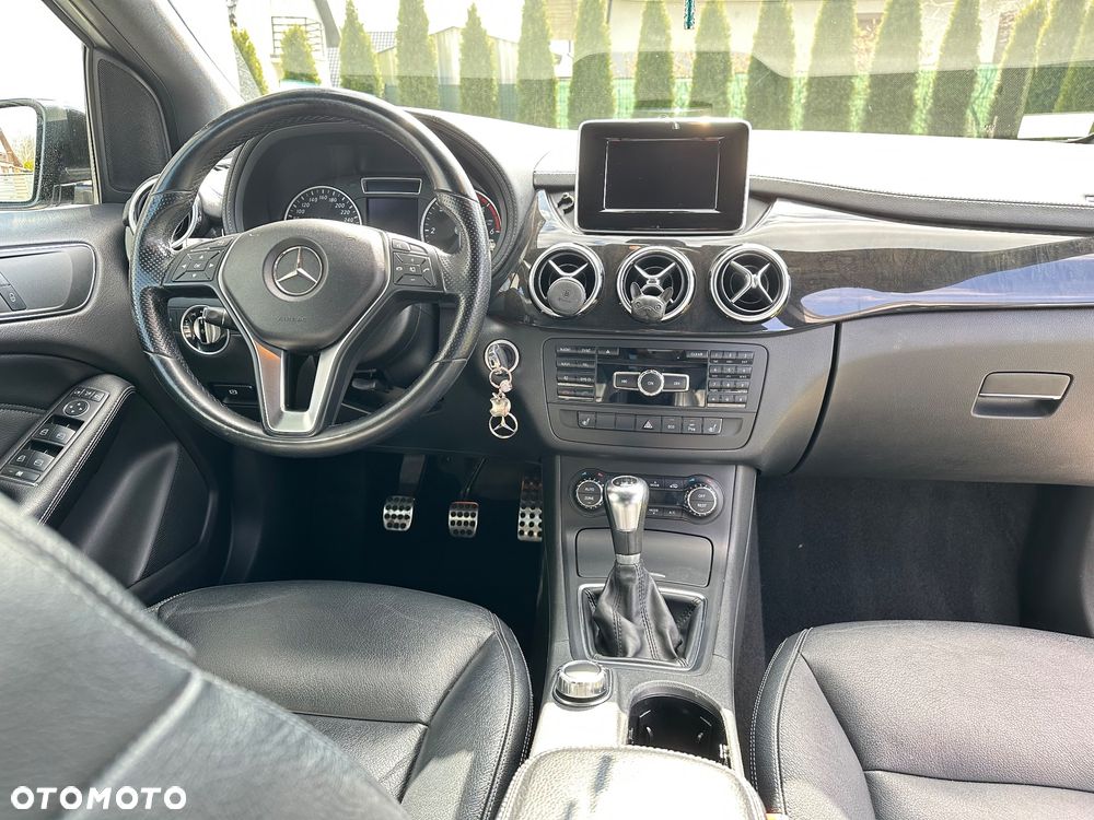 Mercedes-Benz Klasa B 200 CDI - 9