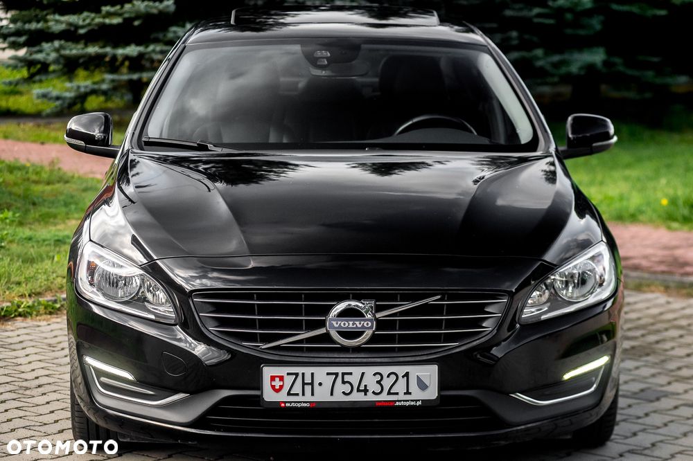 Volvo S60 D5 AWD Geartronic Kinetic - 5