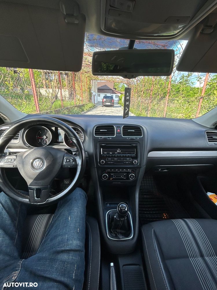 Volkswagen Golf 1.6 TDI DPF MATCH - 12