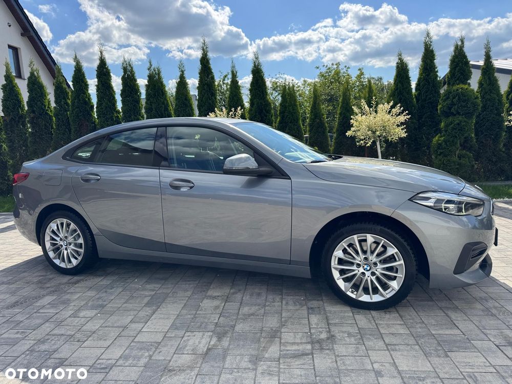 BMW Seria 2 220i Advantage sport - 4