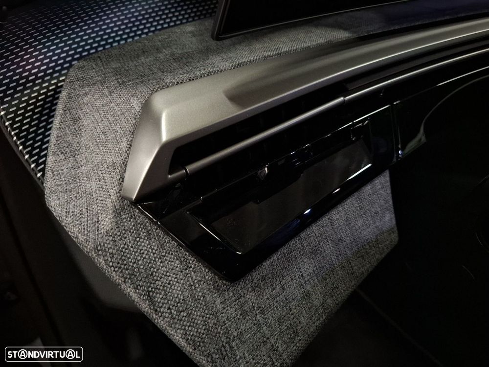 Peugeot 3008 1.2 Hybrid GT e-DCS6 - 27