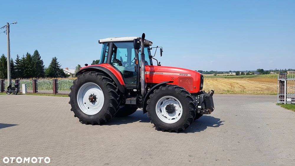 Massey Ferguson 8220 Xtra 2003R - 39