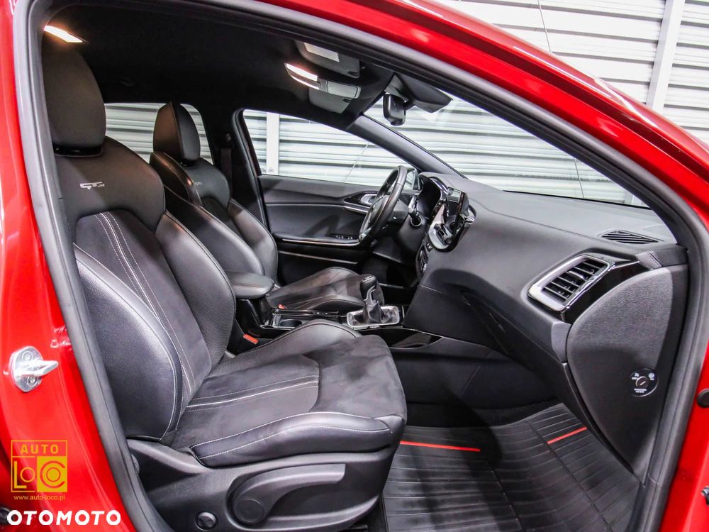 Kia ProCeed 1.5 T-GDI GT Line - 10