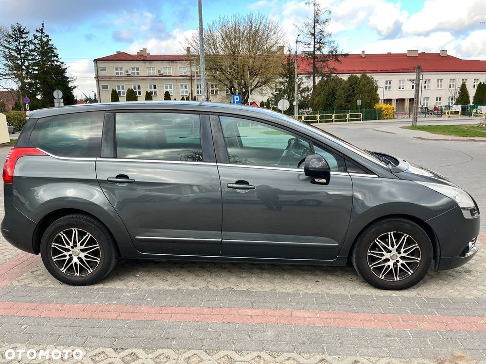 Peugeot 5008 1.6 HDi Active 7os - 1
