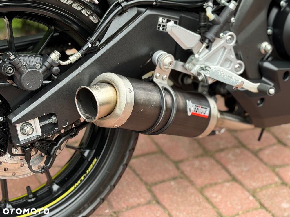Yamaha MT - 24