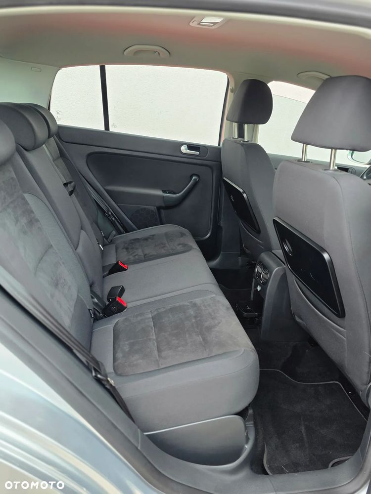 Volkswagen Golf - 19