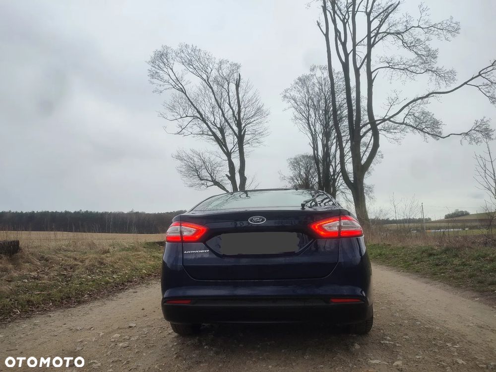 Ford Mondeo 2.0 TDCi Ambiente - 22