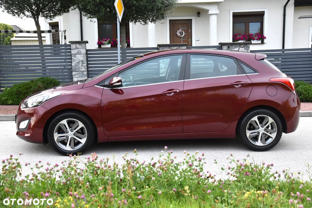 Hyundai i30 blue 1.4 YES Gold - 6