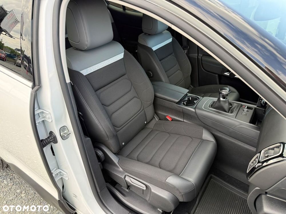 Citroën C5 Aircross 1.2 PureTech C-Series - 30