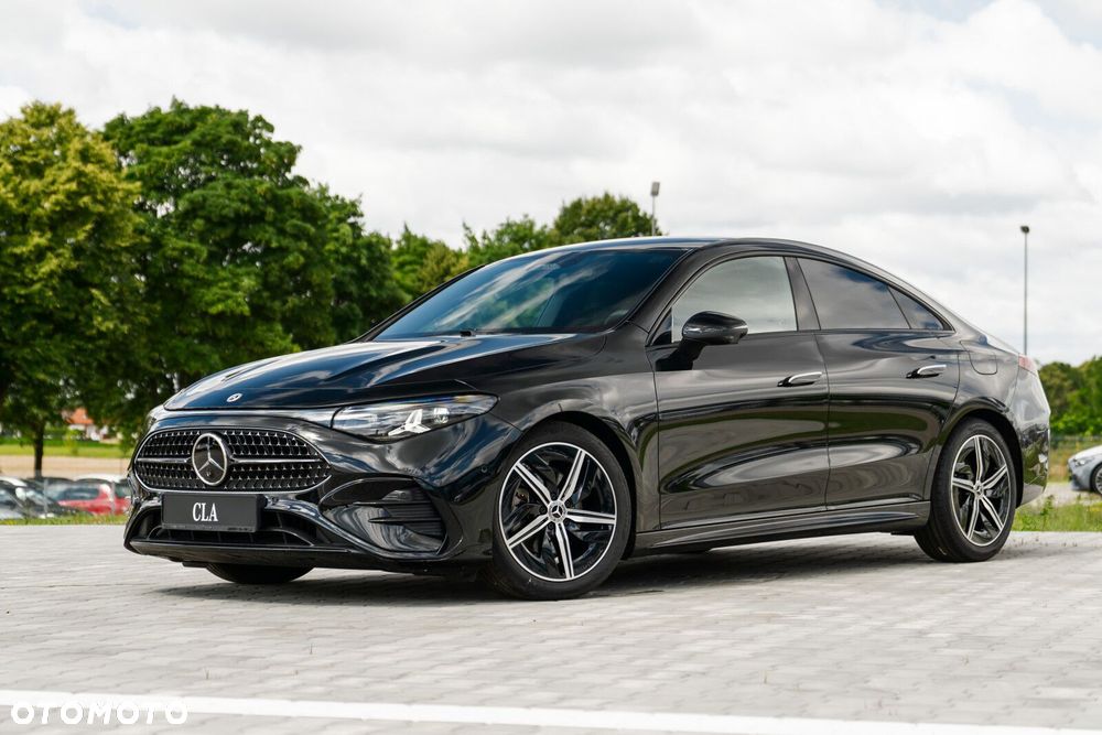 Mercedes-Benz CLA - 1