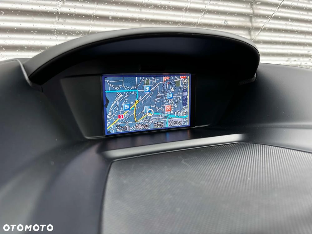 Ford Kuga 2.0 TDCi 2x4 Titanium - 31