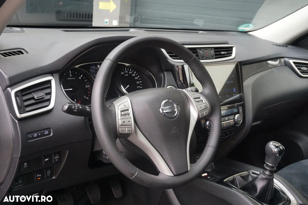 Nissan X-Trail 1.6 dCi ALL-MODE 4x4i Tekna - 17