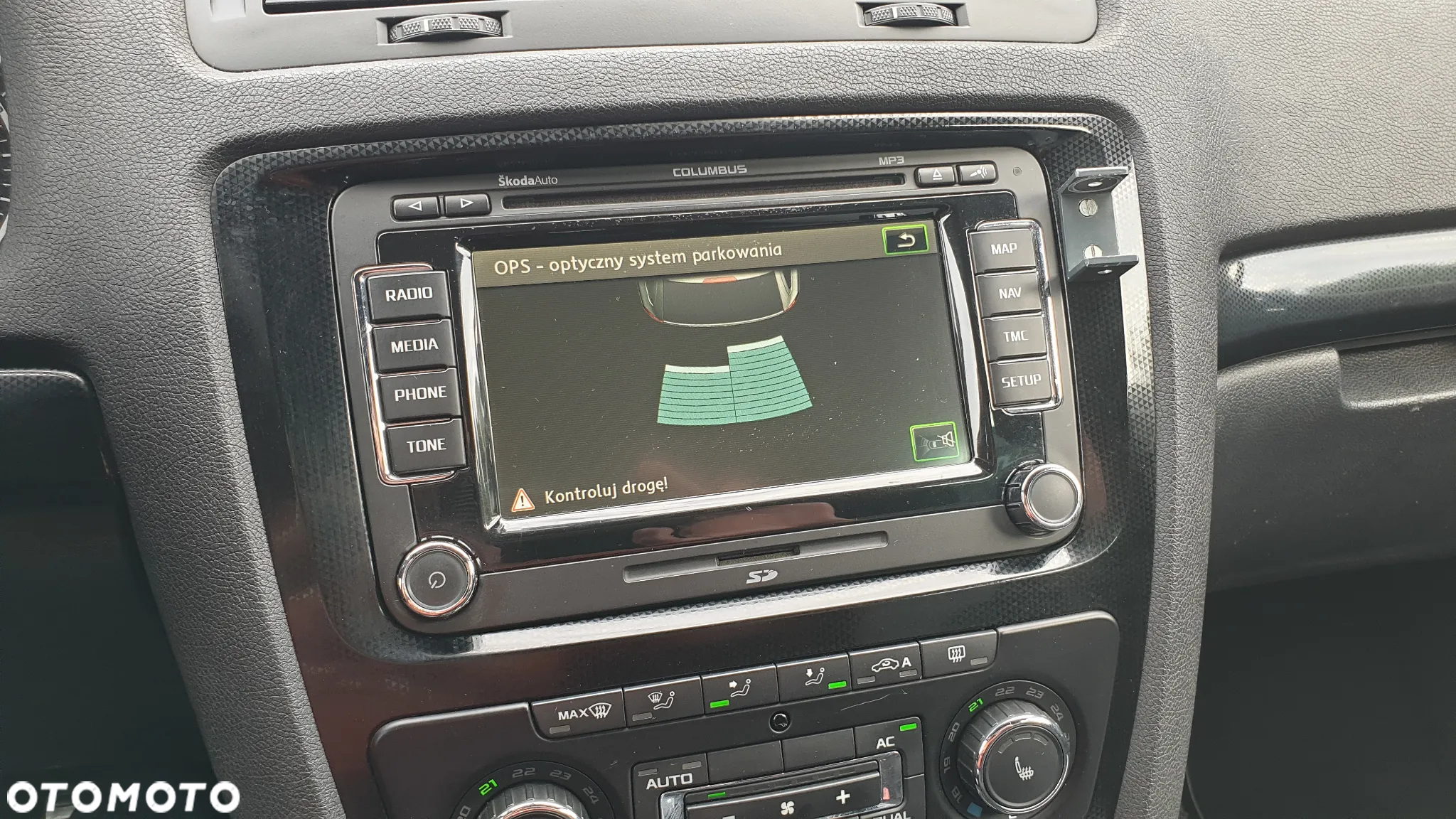 Skoda Octavia Combi 2.0 TDI DPF DSG RS - 29