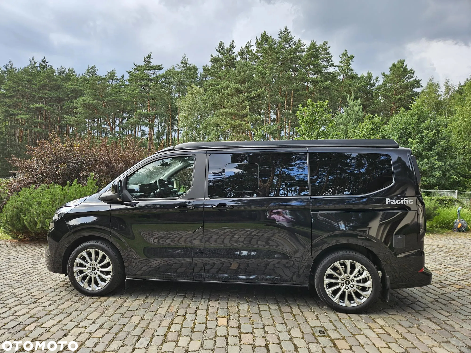 Ford Tourneo Custom 2.0 EcoBlue L1 Titanium - 20