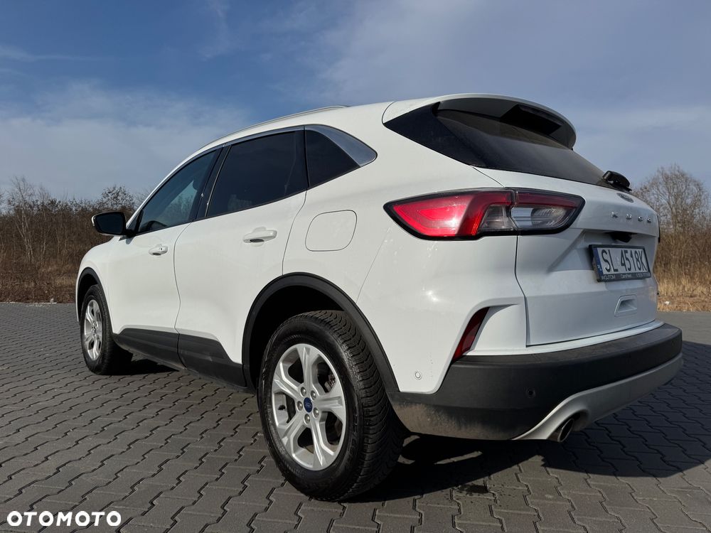 Ford Kuga 2.5 FHEV FWD Titanium - 5