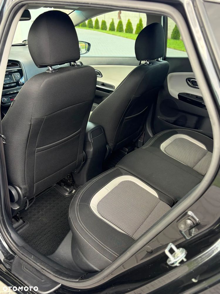 Kia Ceed 1.6 CRDi 128 ISG Edition 7 - 31