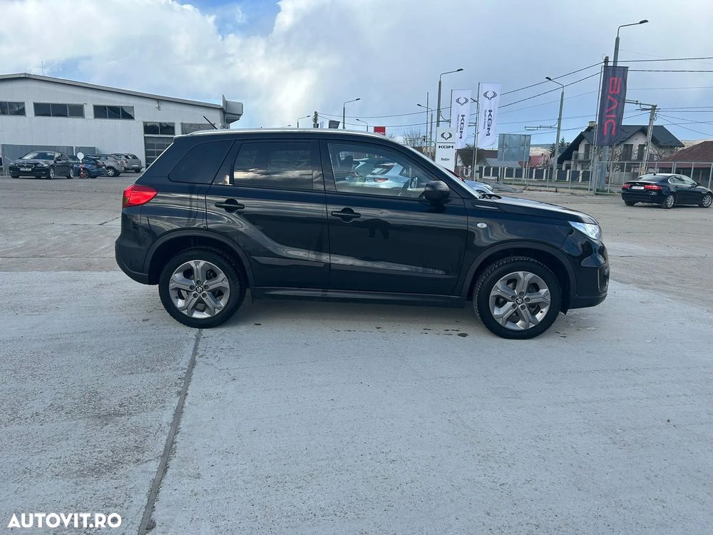 Suzuki Vitara 1.6 4X4 Spirit - 9