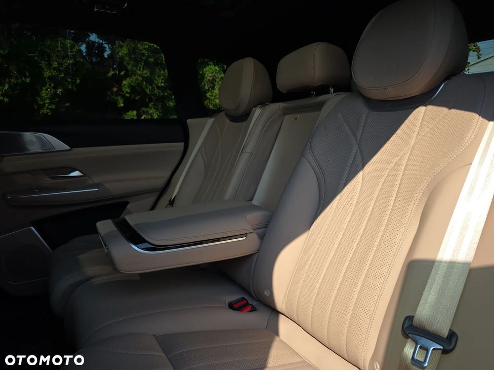 XPeng G9 94.6 kWh AWD Performance - 17