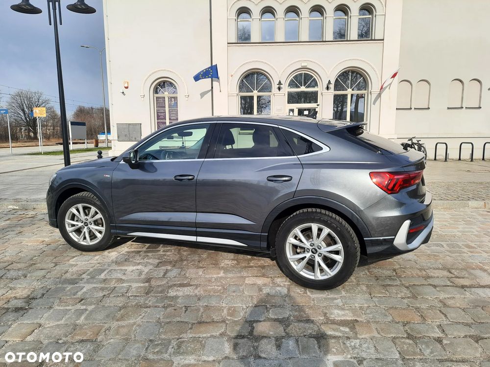 Audi Q3 Sportback - 2