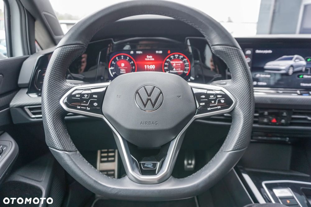 Volkswagen Golf 1.5 eTSI mHEV R-Line DSG - 11