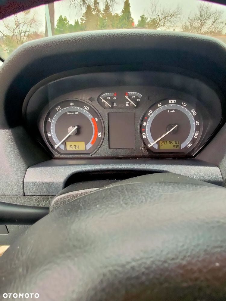 Skoda Fabia 1.4 16V Classic - 11