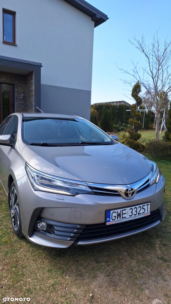 Toyota Corolla 1.6 Prestige MS - 3