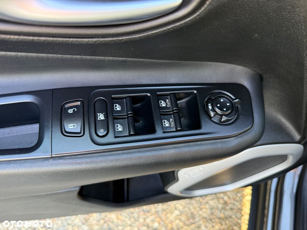 Jeep Renegade 1.4 MultiAir Limited - 17