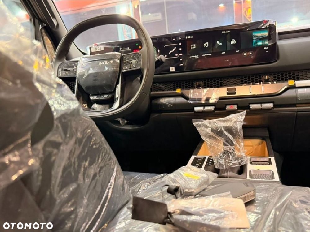 Toyota Hilux - 37
