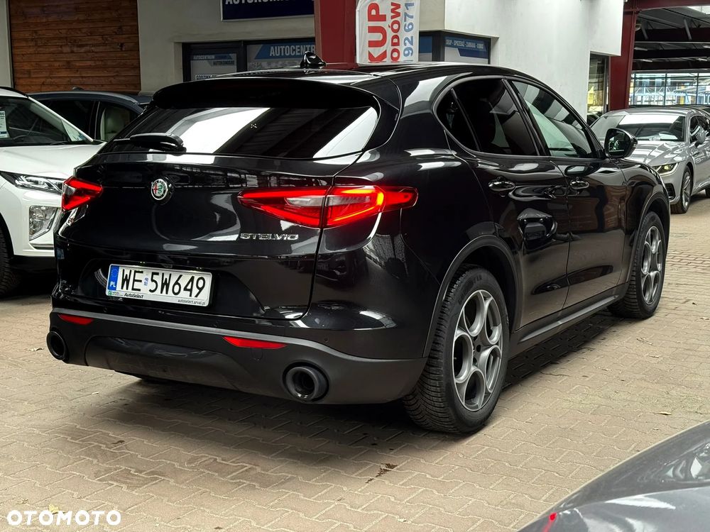 Alfa Romeo Stelvio 2.0 Turbo Sprint Q4 - 7