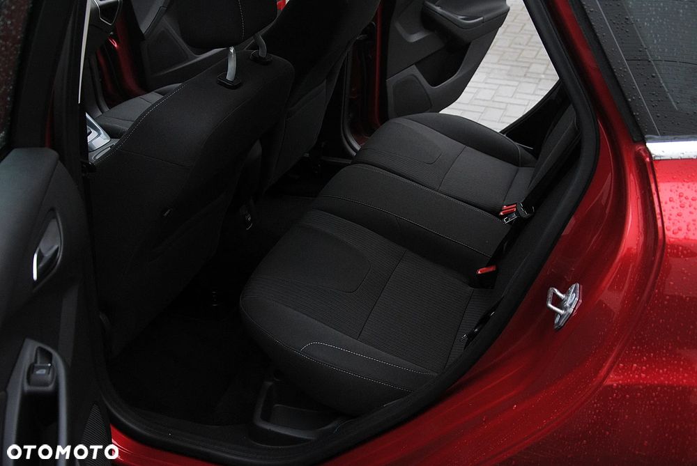 Ford Focus 1.6 TDCi DPF Titanium - 9