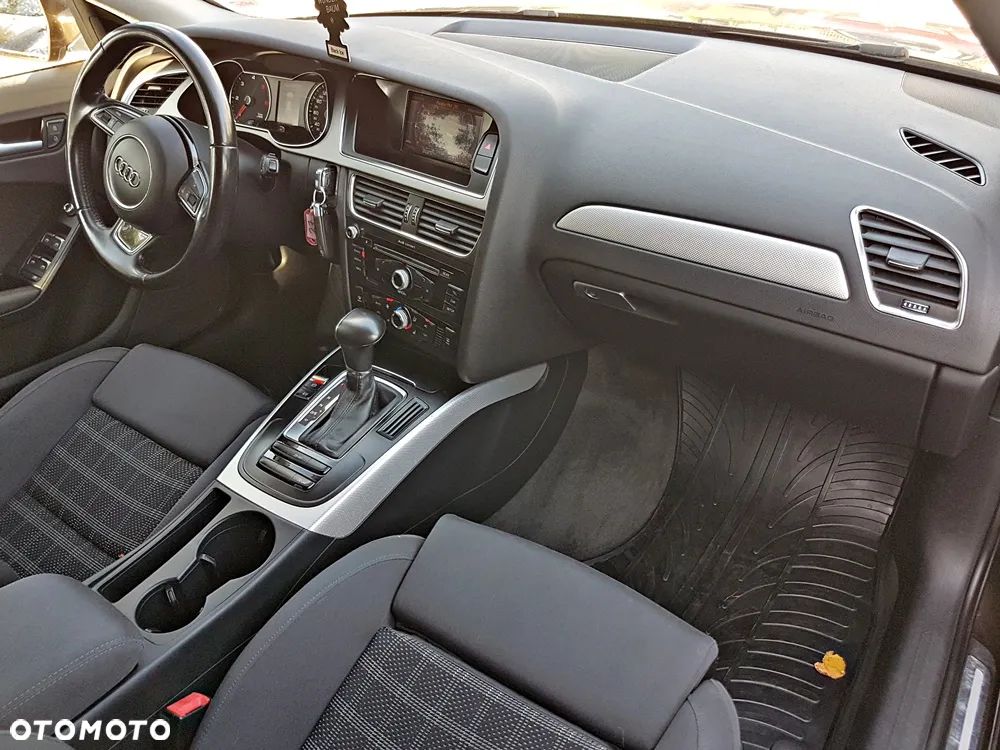 Audi A4 - 24