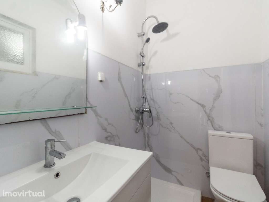 Moradia T4 com terreno a 10 minutos de Coimbra - Grande imagem: 5/23