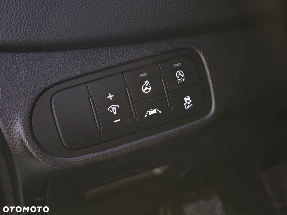 Citroën C4 Picasso 2.0 HDi FAP EGS6 Exclusive - 24