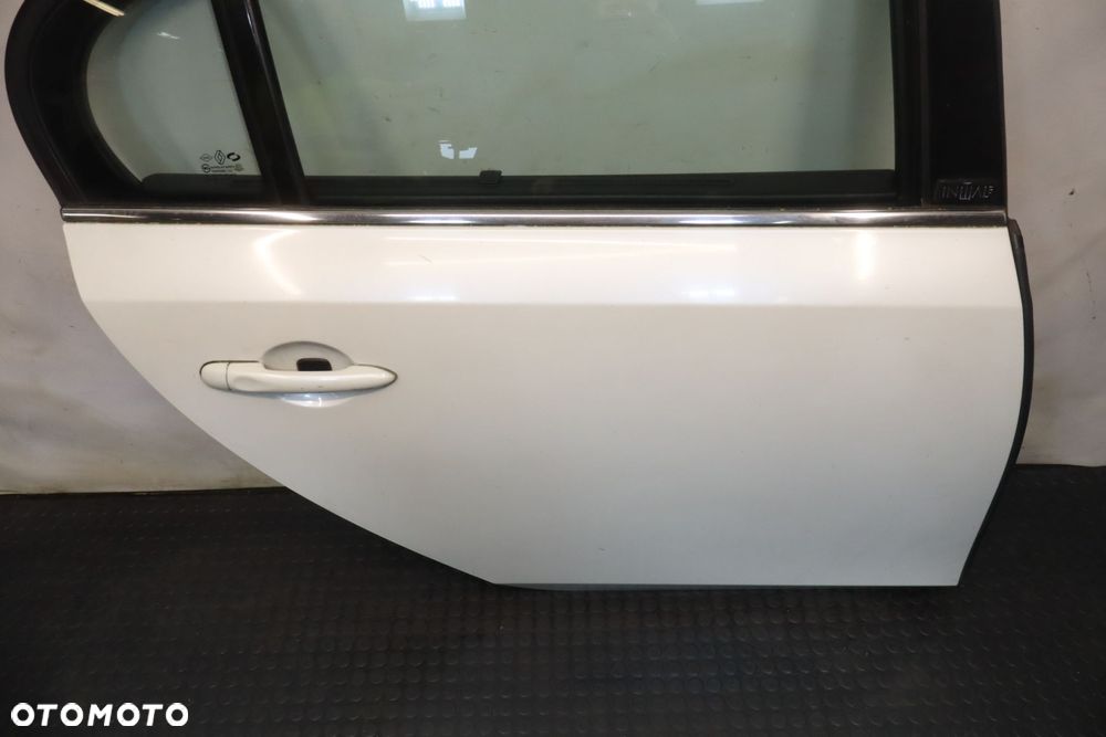 DRZWI PRAWY TYŁ RENAULT LATITUDE SAN913 - 5