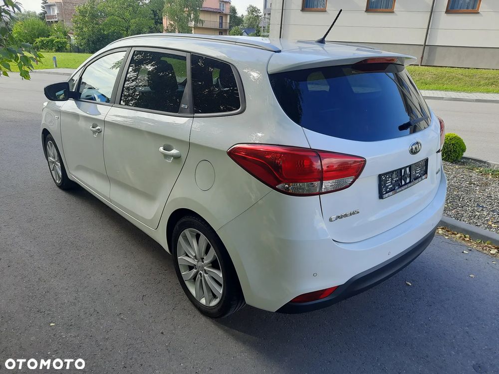 Kia Carens 1.7 CRDi 115 Fifa World Cup Edition - 22