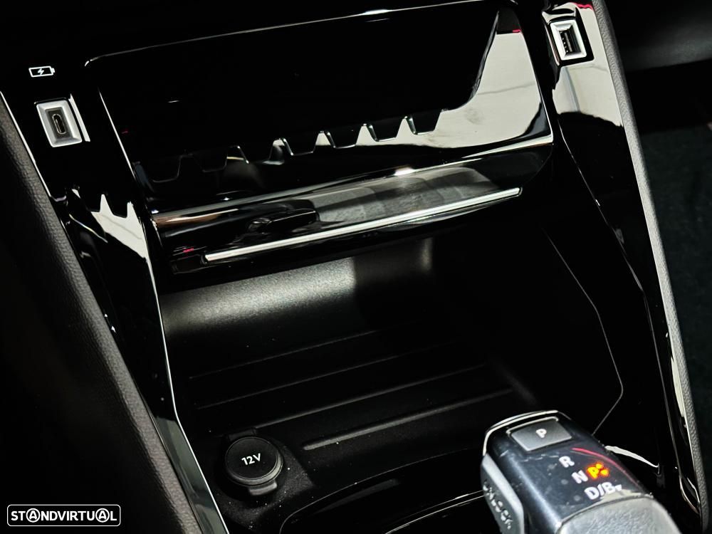 Peugeot e-208 50 kWh GT Pack - 50