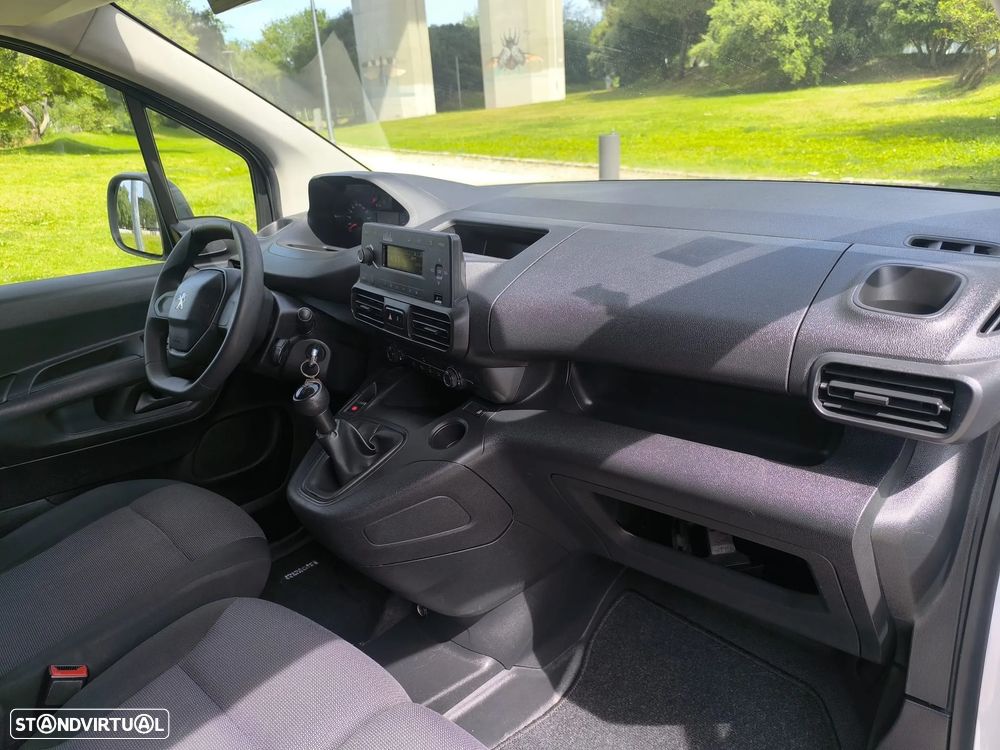 Peugeot Partner 1.5HDi c/ motor frio 0ºC - 14