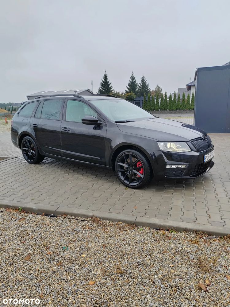 Skoda Octavia 2.0 TSI RS DSG - 2