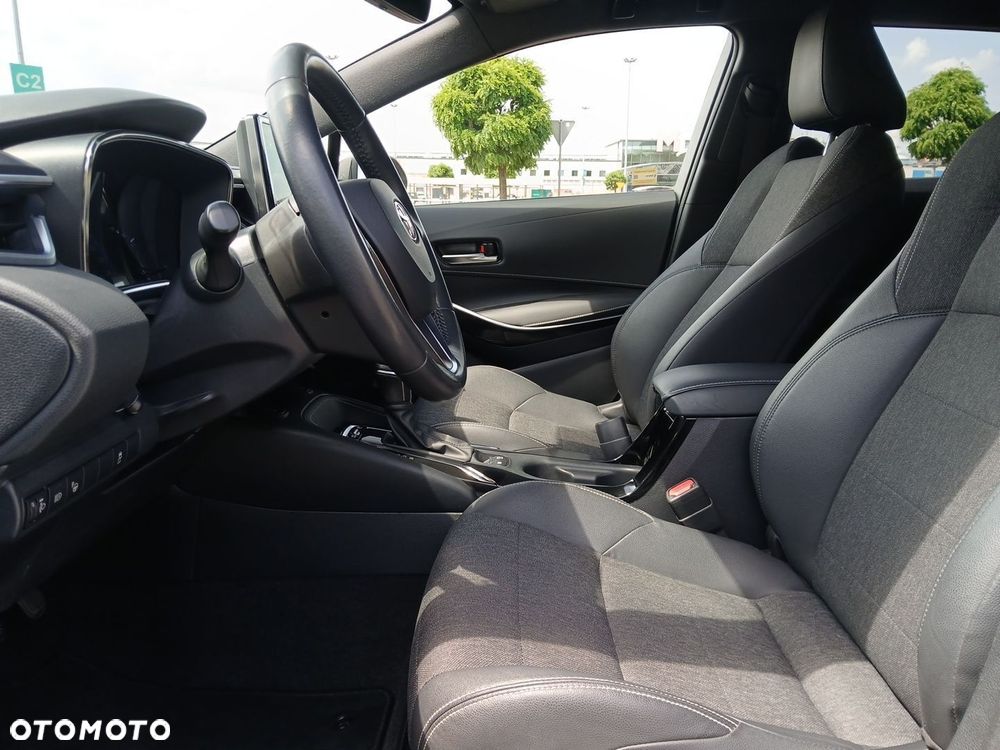 Toyota Corolla 1.8 Hybrid Comfort - 15