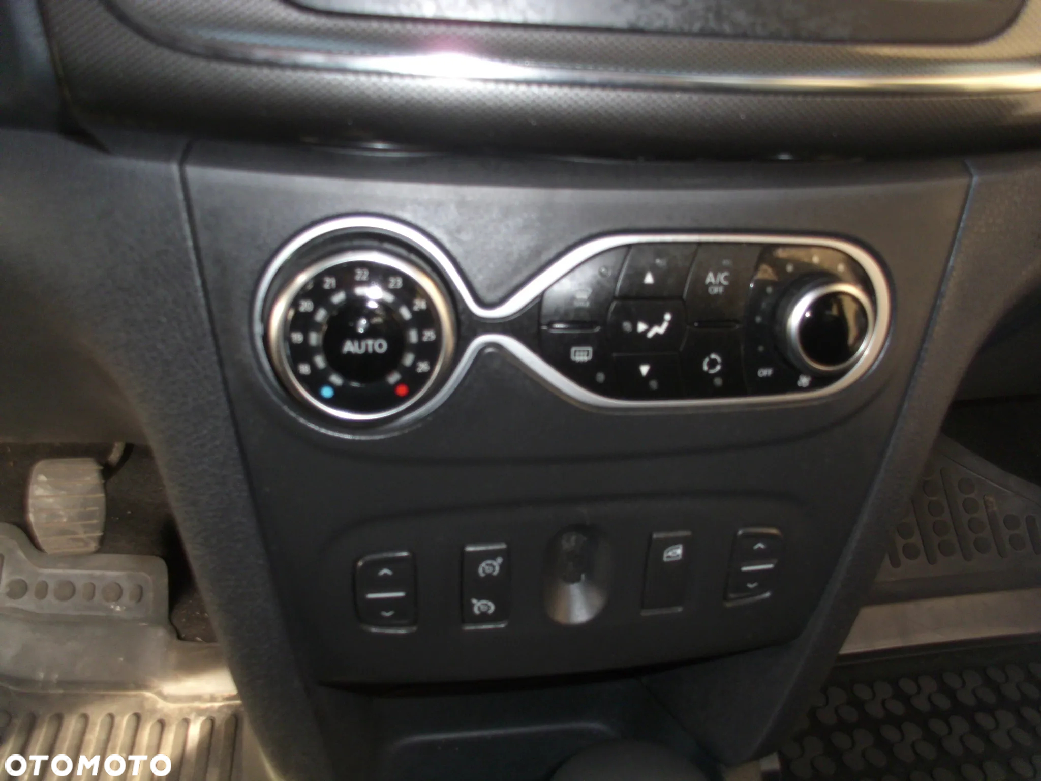 Dacia Sandero Stepway 0.9 TCe Laureate - 16