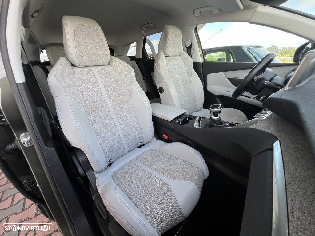 Peugeot 3008 1.5 BlueHDi Allure Baixo Consumo - 22