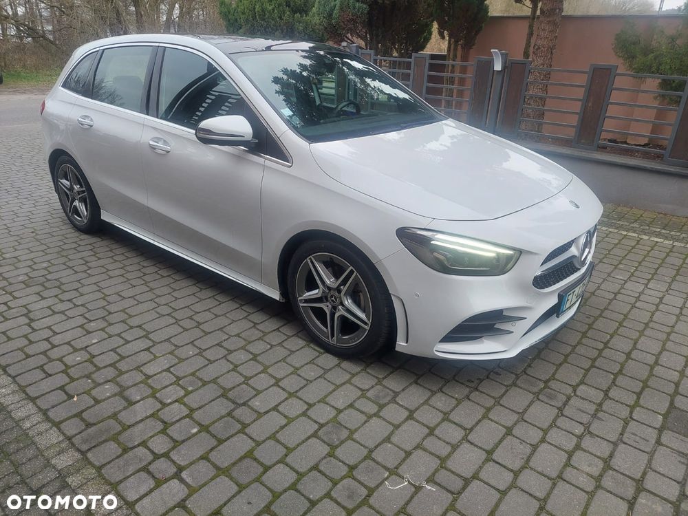 Mercedes-Benz Klasa B 180 d 7G-DCT AMG Line - 2