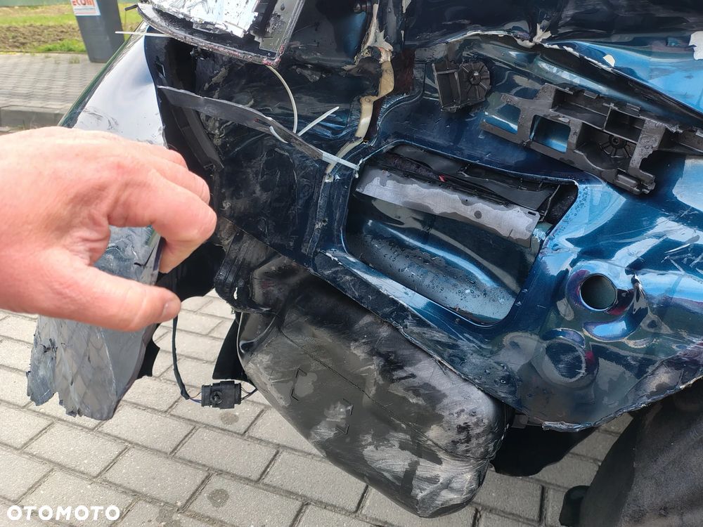 Skoda Superb 2.0 TDI Premium Edition - 27