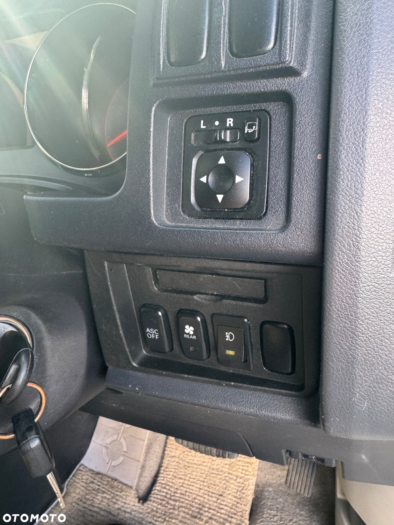 Mitsubishi L400 - 34