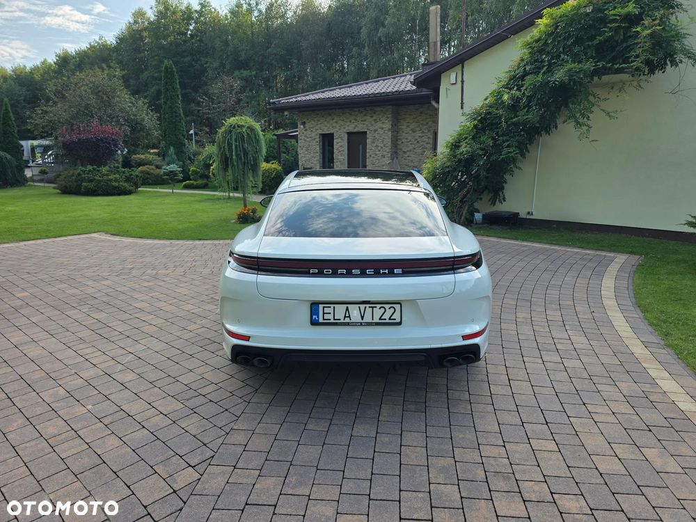 Porsche Panamera 4S E-Hybrid PHEV - 5