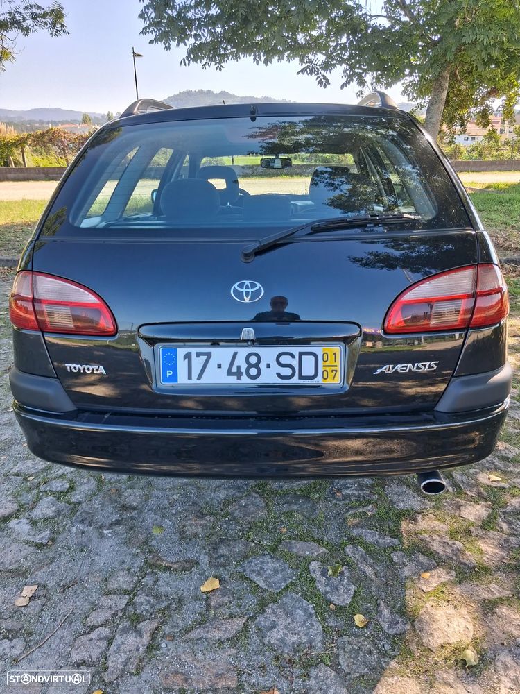 Toyota Avensis - 6