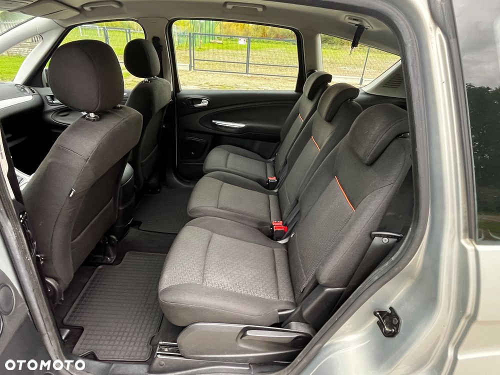 Ford S-Max 2.0 Ambiente - 13