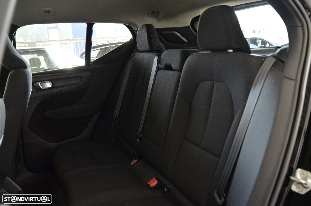 Volvo XC 40 1.5 T2 Momentum Core - 7