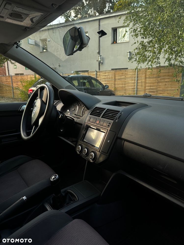 Volkswagen Polo - 6